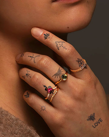 Silent Rites - Finger Tattoo